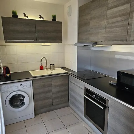 Nouveau Entre Et Apartment